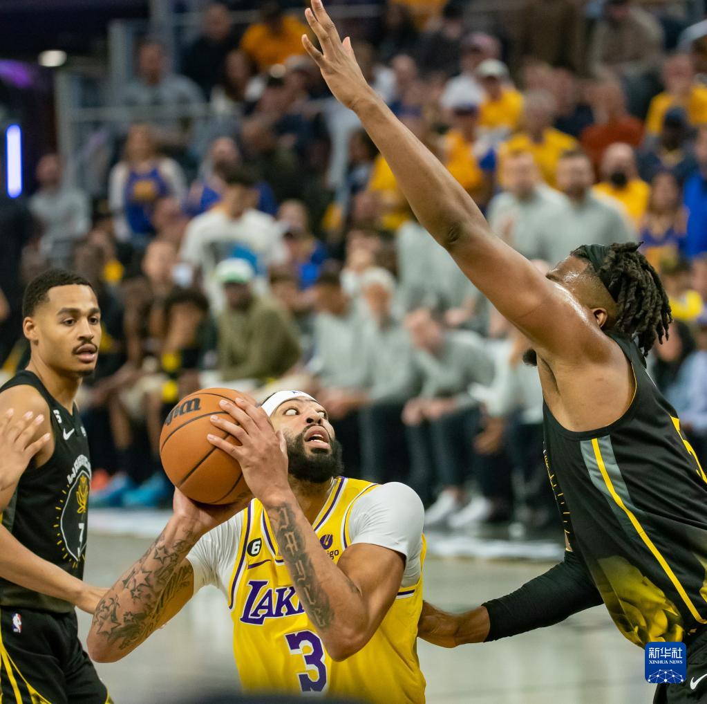 九游安全平台 -国际比赛日洛杉矶湖人备战NBA季后赛，绝杀压哨细节曝光，更衣室稳定，球探报告显示潜力的简单介绍