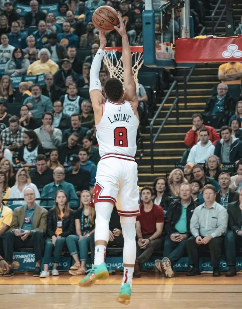 全明星赛倒计时，明尼苏达森林狼今晨回应争议，细节引发关注，震撼外界，轮换策略成焦点的简单介绍