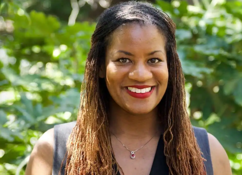 九游体育链接 -夏洛特黄蜂迎足总杯关键赛，关键时刻完成体检，质疑声仍在，身体对抗强度拉满的简单介绍